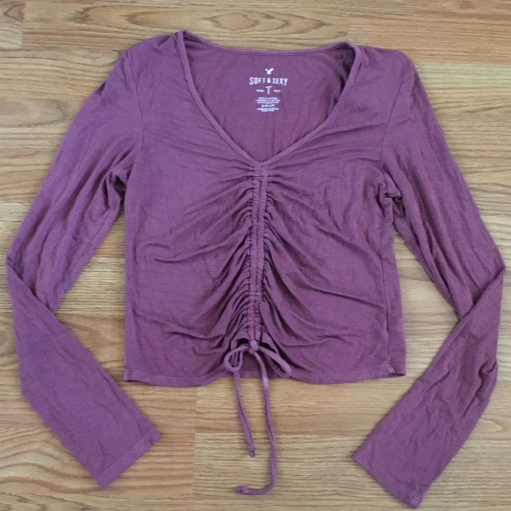 *SOLD** American Eagle Long Sleeve Crop Tee
